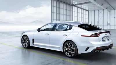 Мировая премьера новой модели KIA Stinger