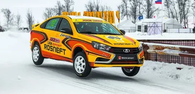 Веста Спорт за миллион, Лада TCR с мотором Renault 1.8 и ледовая супергонка  в Тольятти — Авторевю