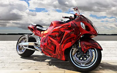 Ультрасовременный спортивный мотоцикл на высокой скорости