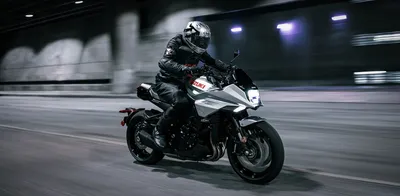 Экстремальный опыт на двух колесах: фото спортивных мотоциклов Suzuki 
