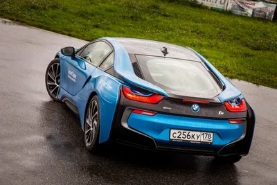 Спорткар BMW i8 показался на фирменных фотографиях — ДРАЙВ