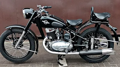 Фотография старинного мотоцикла в HD качестве