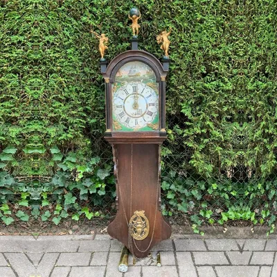 Старинные настенные часы GL-30 в магазине антикварной мебели MyDecorRoom в  Москве