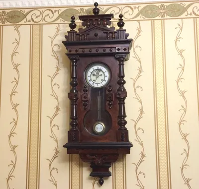 Старые антикварные настенные часы F. Mauthe — купить в Красноярске.  Состояние: Б/у. Часы настенные, настольные на интернет-аукционе Au.ru