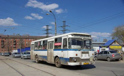 Женева-Псков. Старые-старые автобусы Вольво.