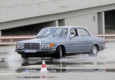 Mercedes-Benz CLS I с пробегом: хорошие старые V8, плохие новые V8 и всегда  плохие V6 - КОЛЕСА.ру – автомобильный журнал