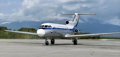 Старые самолеты и низкие зарплаты – депутат просит повысить тарифы  санитарной авиации