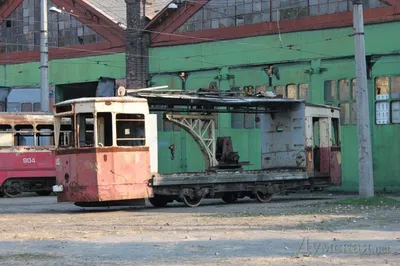 Старый трамвай в милане редакционное фото. изображение насчитывающей  померанцово - 77033291