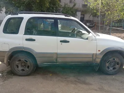 Suzuki Grand Vitara 2003 в Артёме, Продам отличный проходимый джип,  джип/suv 5 дв., акпп, 2 литра, бензин, бу, левый руль, 2.0 AT, 4WD