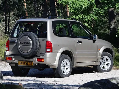 Чертеж Suzuki Grand Vitara 3Doors (2005) :: [ 3DCar.ru ] - 3D модели  автомобилей, галерея, форум, чертежи, 3DStudio, VRay