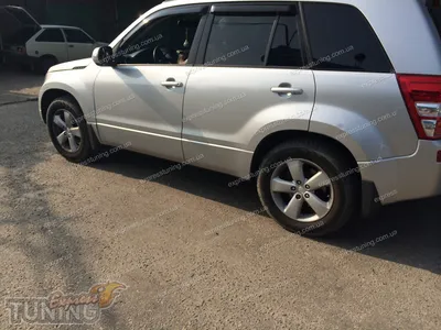 Suzuki Grand Vitara (2G) 2.4 бензиновый 2008 | серебристый металик 2,4л на  DRIVE2