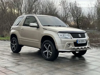 Suzuki Grand Vitara 2003 год, 1.6 л., 94 л.с., левый руль, автомат, расход  10.0, бензин, 4 вд