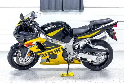 39-Mile 2002 Suzuki GSX-R 600 for sale on BaT Auctions - closed on June 19,  2023 (Lot #111,058) | Bring a Trailer