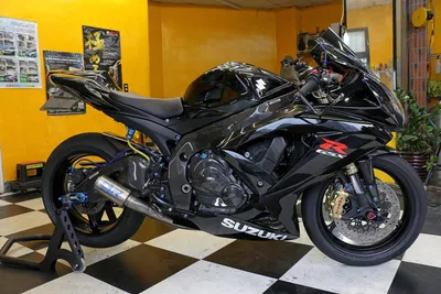 1989 Suzuki GSX-R 750 Slingshot | Bike-urious