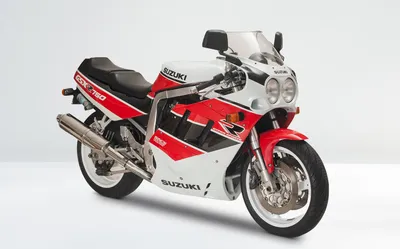 90s CLASSIC: Suzuki GSX-R750 SRAD by Revv Motorcycles. - Pipeburn