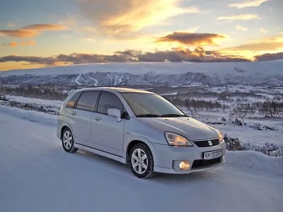Suzuki Liana I Универсал - характеристики поколения, модификации и список  комплектаций - Сузуки Лиана I в кузове универсал - Авто Mail.ru