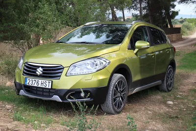 Suzuki S-Cross review: This dependable 4x4 system might tempt those who  want simplicity