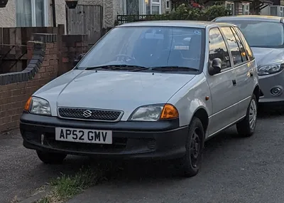 Suzuki Swift II Рестайлинг: отзывы владельцев Сузуки Свифт II Рестайлинг с  фото на Авто.ру