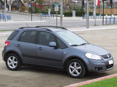 File:Suzuki SX4 1.6 Crossover 2008 (10060846045).jpg - Wikimedia Commons