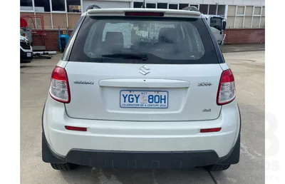 Сузуки SX4 2008, В дань традициям пишу очередной отзыв про новый автомобиль  в нашей семье, акпп, расход 7.0, руль левый