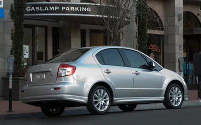 2012 Suzuki SX4 Sedan Photo Gallery