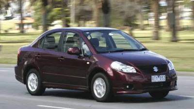 File:Suzuki SX4 sedan (NL).JPG - Wikipedia