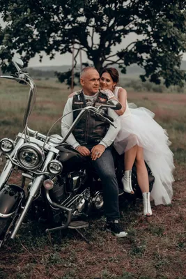 Фотографии свадьбы на мотоциклах: выбирайте самое новое