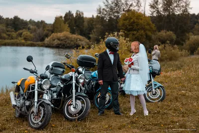 Очаровательная свадьба на мотоциклах: скачайте фото бесплатно в лучшем качестве
