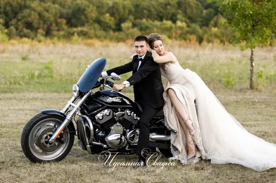 Фото свадьбы на мотоциклах: полный набор бесплатных изображений