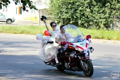 Разнообразие мотоциклов и их роль в свадьбе: фотоистория