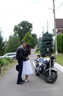 Мечтательная свадьба на мотоциклах: эффектные кадры