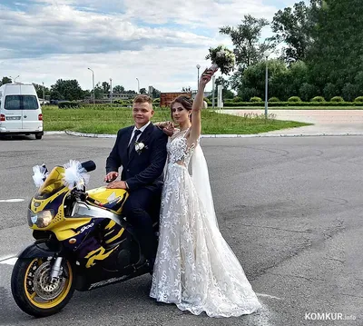 Экстравагантность и стиль: свадебные мотоциклы в объективе