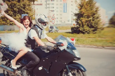 Мотоциклы и счастье: незабываемая свадьба в объективе фотографа