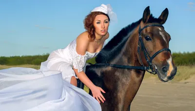 жених и невеста на лошадях, свадебный, свадьба идеи, свадебная фотосессия с  лошадьми, свадебные фотографии, Свадебное агентство Москва