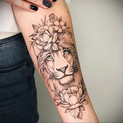 Татуировка льва для девушки: символ силы и красоты - tattopic.ru