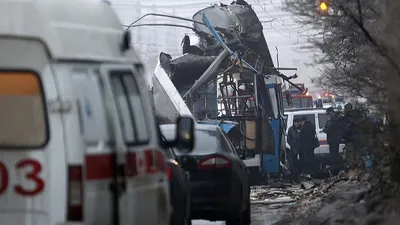 Теракт в троллейбусе в Волгограде: 16 человек погибли, 27 —  госпитализированы – Картина дня – Коммерсантъ
