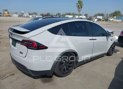 Tesla Model X P90DL характеристики, цена, предложения, обзоры, фото