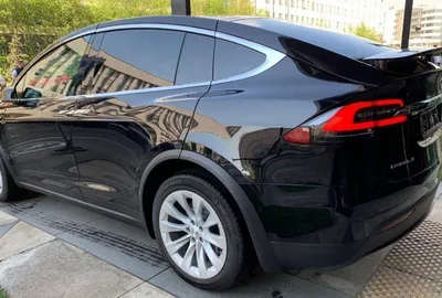 Модельный ряд Tesla