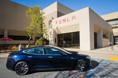 Электромобиль Tesla Model X Plaid - купить электромобиль в Киеве, Украине