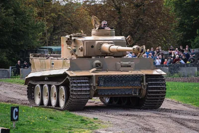 CC60515 Corgi | Panzerkampfwagen VI Tiger Ausf E - Tiger 131 - Tunisia -  diecast model kit