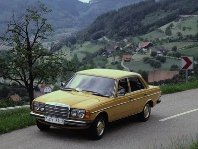 1983 Mercedes Benz W123 250AT . When you love your old Mercedes ) - YouTube