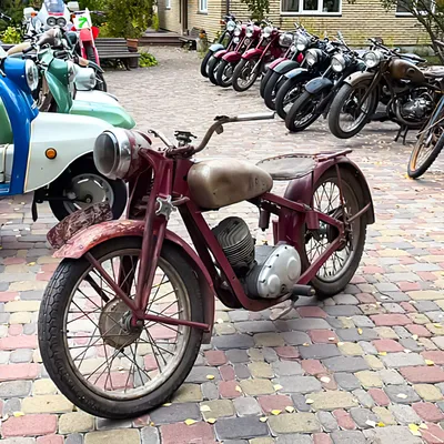 Эстетика и мощность: Тюнинг советских мотоциклов на фото