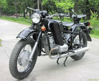 Арт с тюнингом советского мотоцикла