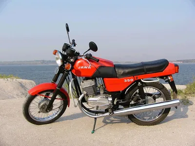 4K изображение тюнингованного советского мотоцикла