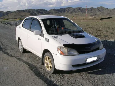 Продажа Тойота Платц 2001г.в. в Барнауле, возможен обмен, бензин, бу,  пробег 280тыс.км, 1.3л., автомат