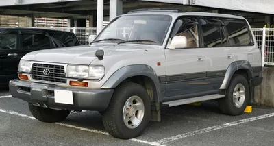 Файл:Toyota Land Cruiser 80 Van 003.JPG — Википедия