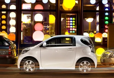 Toyota iQ 2011 Review | CarsGuide