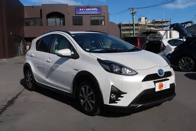 Toyota Aqua 17 года, 1.5 литра, У меня уже вторая аква, суммарно на них  отъездила на сегодня 5 лет, cvt, расход 5.0, 74 л.с.