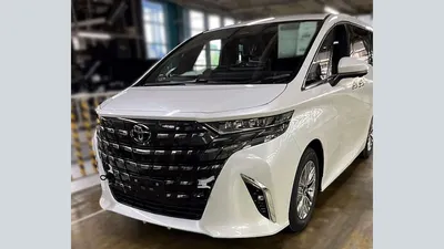 Toyota Alphard нового поколения: первые фото экстерьера - читайте в разделе  Новости в Журнале Авто.ру