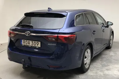 Toyota Avensis facelifted - Sgcarmart